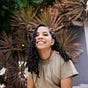 Isabelle Moura's avatar