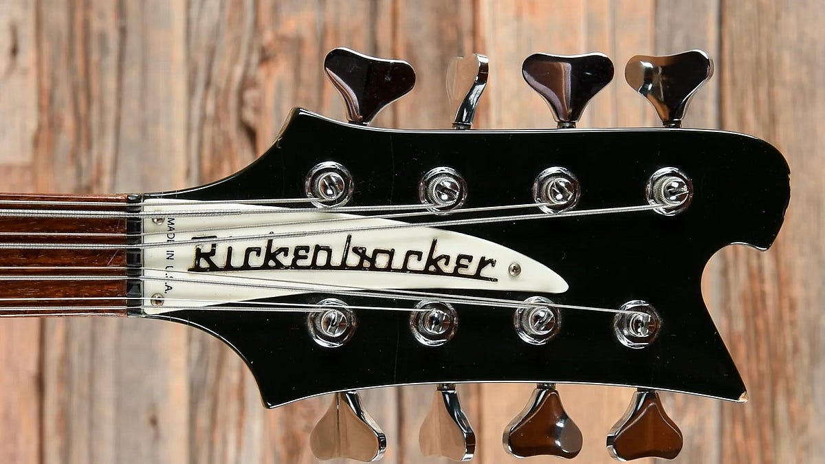 Overview: 8-String Basses - by Andy White