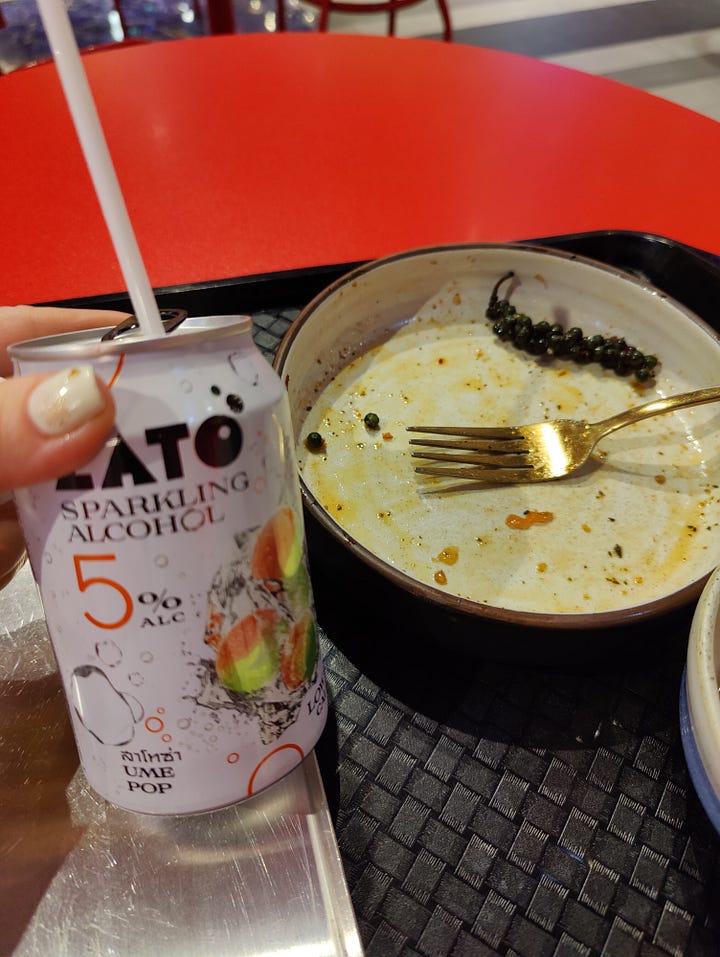 plate of thai noodles, and then an empty plate