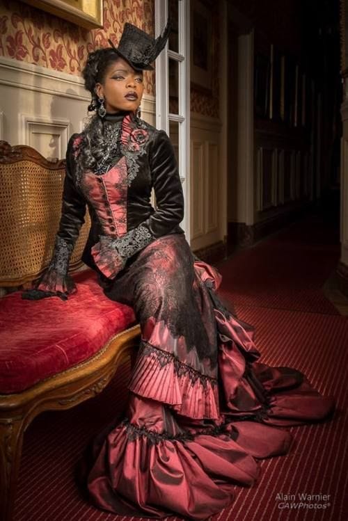 𝐒𝐭𝐞𝐚𝐦𝐩𝐮𝐧𝐤 𝐓𝐞𝐧𝐝𝐞𝐧𝐜𝐢𝐞𝐬 on X | Victorian fashion,  Historical dresses, Gothic fashion