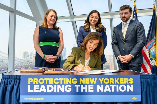 New York imposes US's first moratorium on new hyperscale data centers – w.media New York imposes US's first moratorium on new hyperscale data centers – w.media