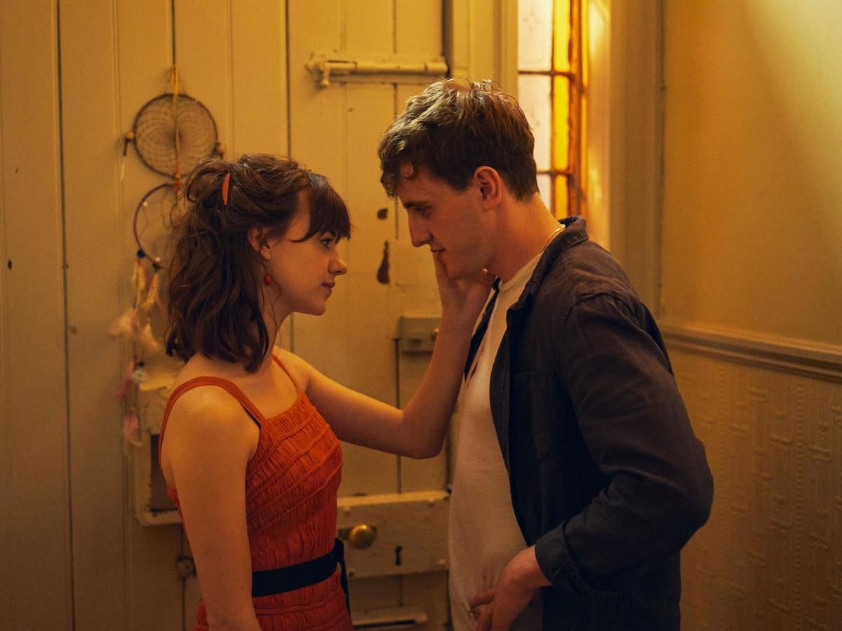 I've just re-watched Normal People. Marianne and Connell have a terrible  relationship | The Independent | The Independent