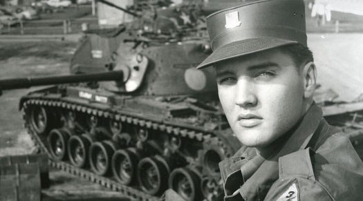 A person in a military uniform

Description automatically generated