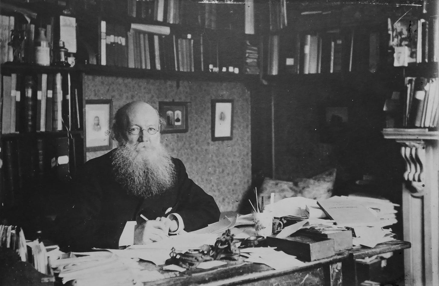 Peter Kropotkin : r/privatestudyrooms
