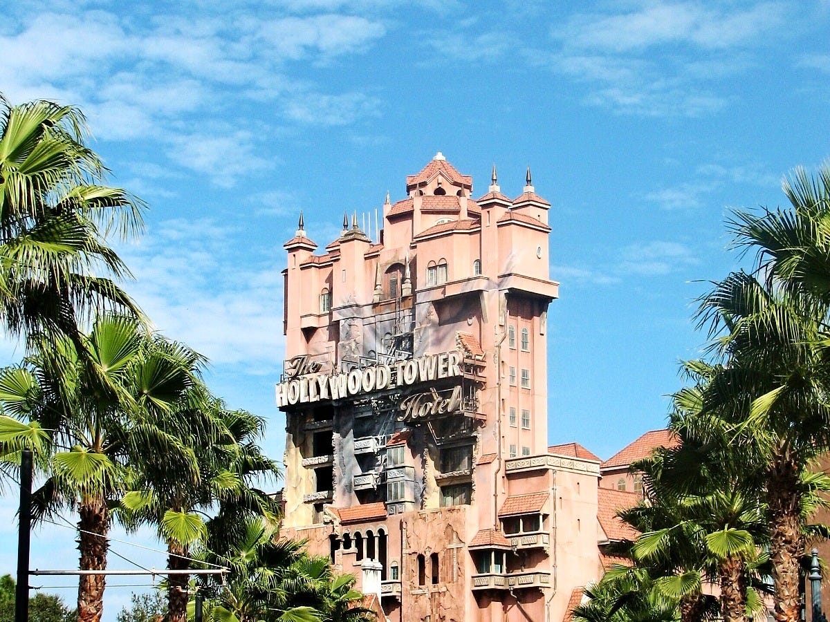 The Hollywood Tower Hotel at Disney's Hollywood Studios in 2008, years before this refresh. Image: Benjamin D. Esham via Wikimedia Commons