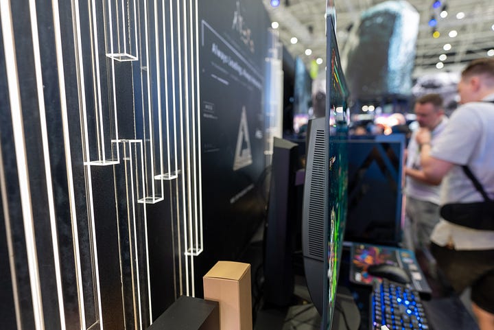 MSI MEG 321URX QD-OLED