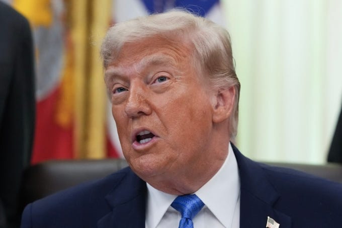 Tổng thống Mỹ Donald Trump tại Nhà Trắng ngày 10/6. Ảnh: AFP Tổng thống Mỹ Donald Trump tại Nhà Trắng ngày 10/6. Ảnh: AFP
