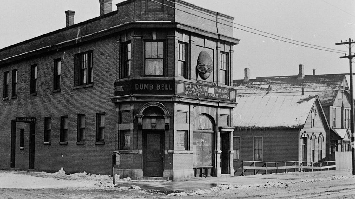 The Milwaukee Beer That Quenched Chicago After the Great Fire