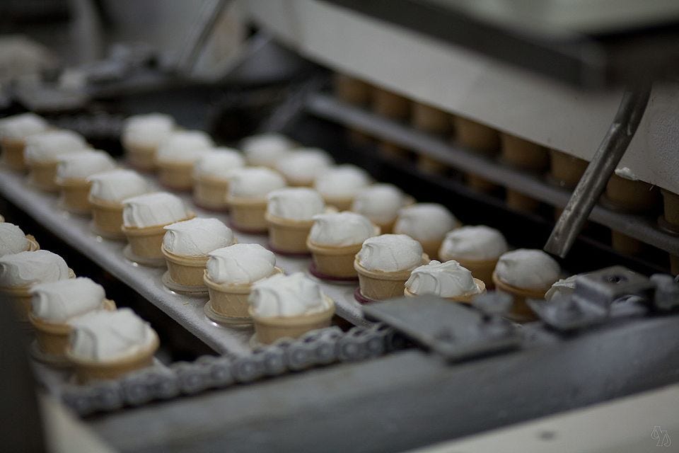 File:Кхк мороженок.jpg