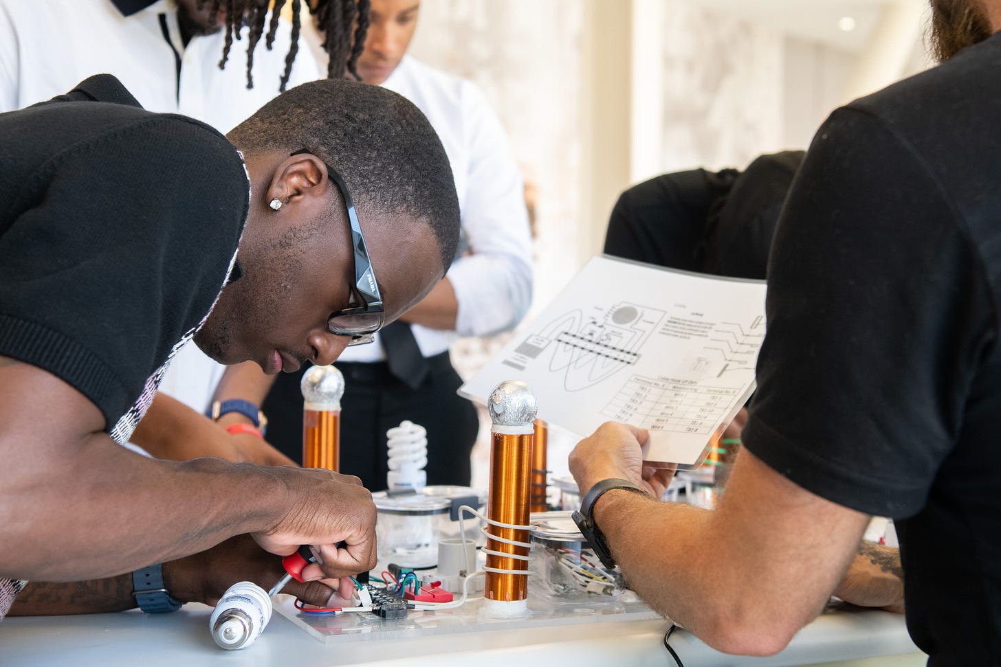 HII’s Newport News Shipbuilding Welcomes High School Graduates Recruited Through Innovative WAVES Program HII’s Newport News Shipbuilding Welcomes High School Graduates Recruited Through Innovative WAVES Program