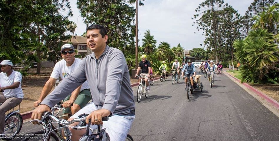 Support David Alvarez for a Mayor who cycles to work! Support David Alvarez for a Mayor who cycles to work!