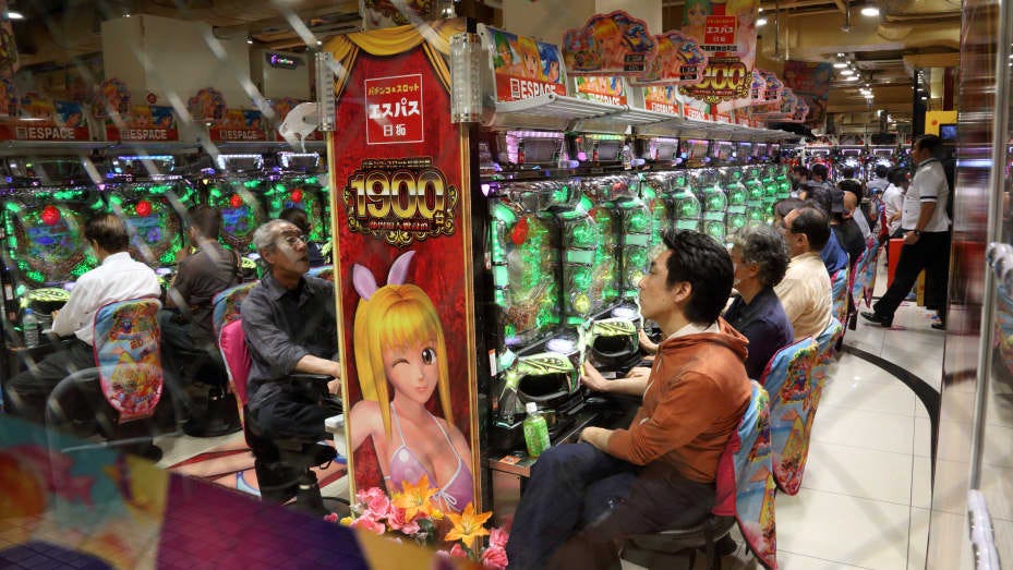 Pachinko parlors court Japan's youth