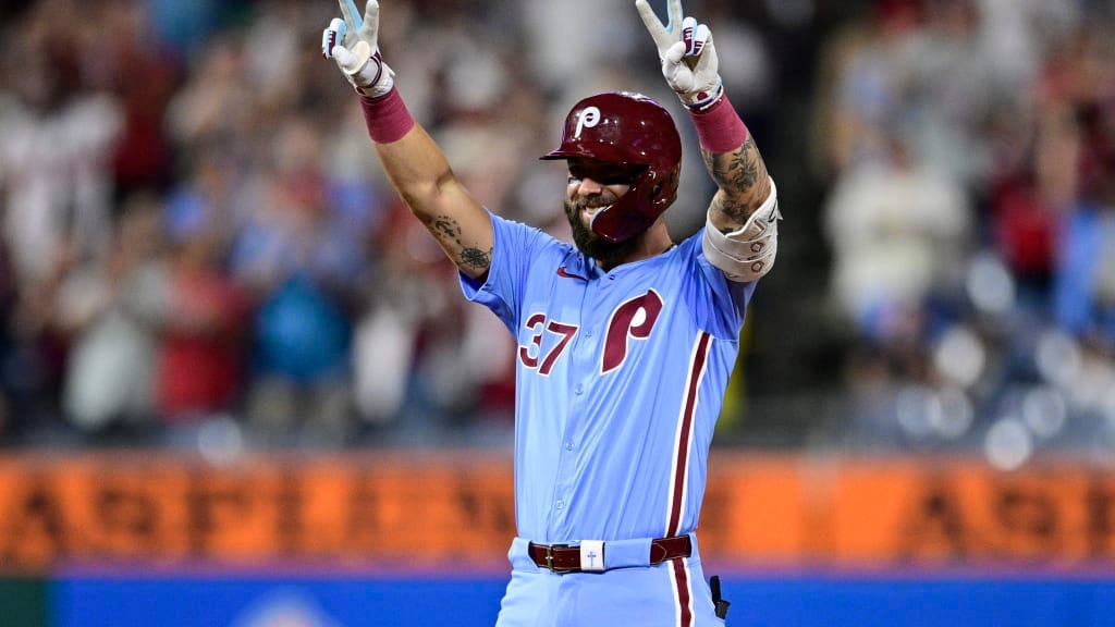 Weston Wilson hits for the cycle