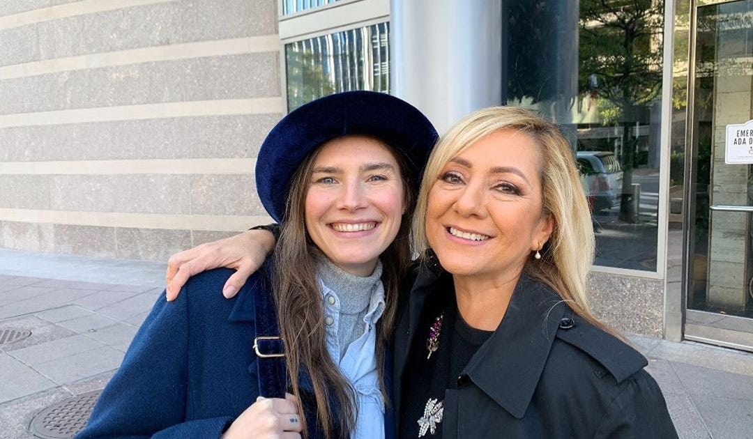 Lorena Bobbitt and Amanda Knox Discuss Their 'Connection' on 'GMA' | In  Touch Weekly