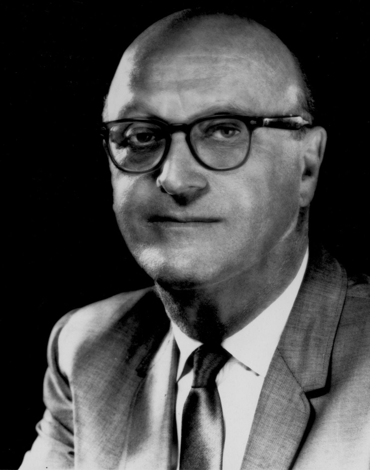 How film taken by Abraham Zapruder, a garment maker, launched family into spotlight and became its greatest burden - New York Daily News