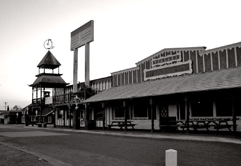 clearmans village | November 07 - cnr of Huntington Drive & … | Flickr