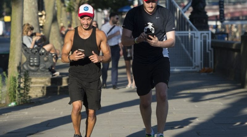 jogging while playing pokemon go jogging while playing pokemon go