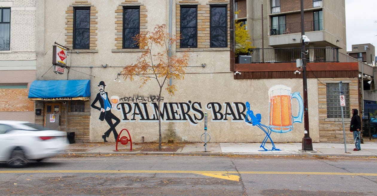 A wall with graffiti on it

AI-generated content may be incorrect.