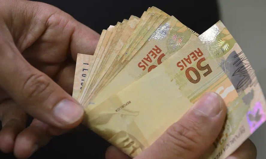 Dinheiro vivo é usado em apenas 22% das compras no Brasil. Veja como é em  outros países