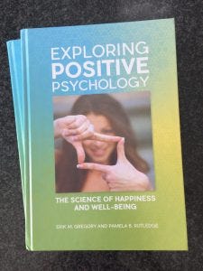 Exploring Positive Psychology Cover Image Exploring Positive Psychology Cover Image
