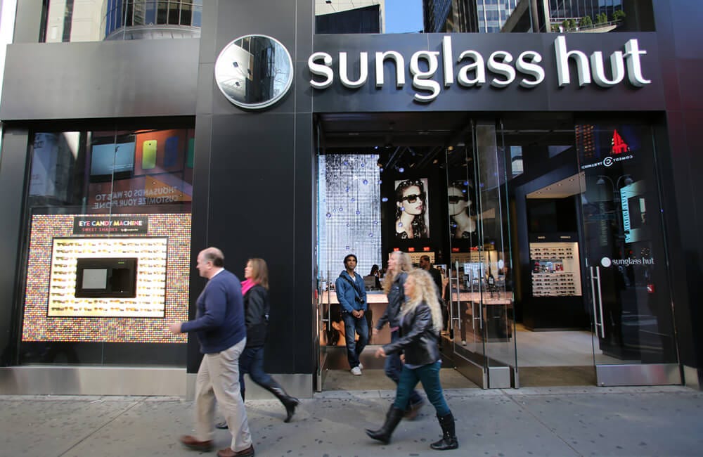 Sunglass Hut ©Northfoto / Shutterstock.com Sunglass Hut ©Northfoto / Shutterstock.com