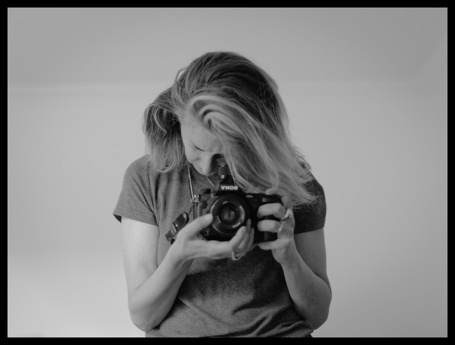 can you take black and white photos with a digital camera