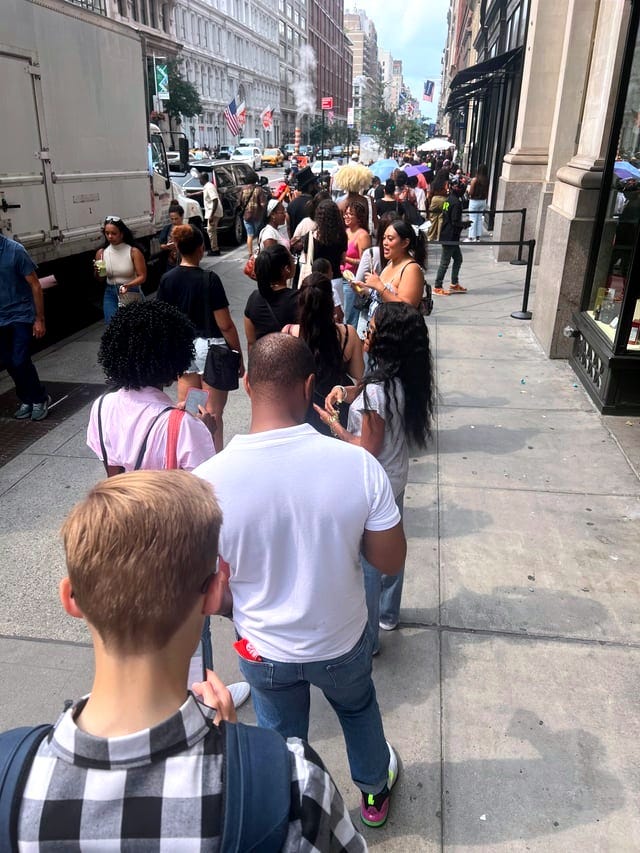 r/FemFragLab - I went to the Lattafa Bite Me Bakery Pop-Up Event 🧁