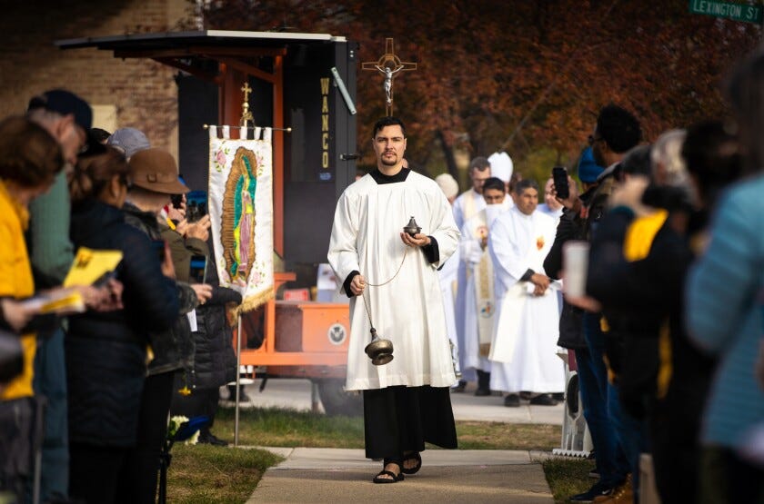 BROADVIEW-110225-22.jpg BROADVIEW-110225-22.jpg