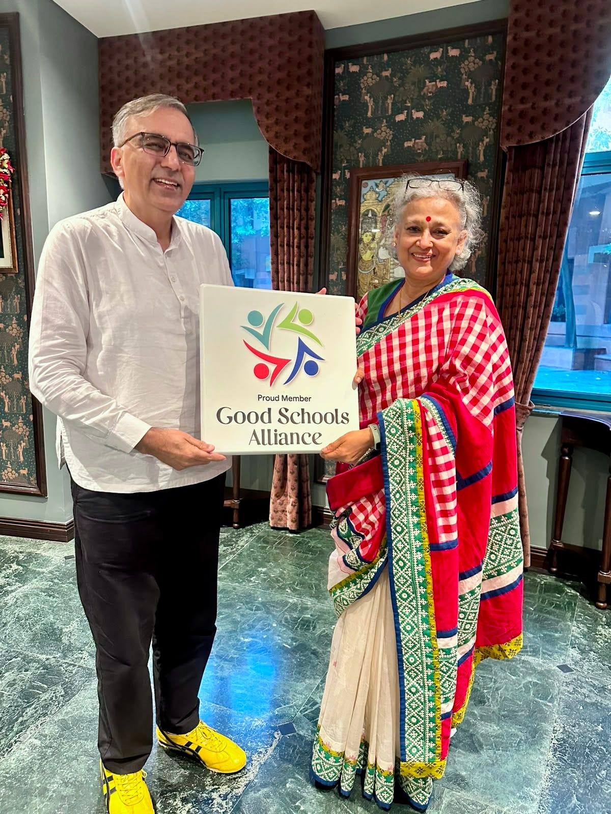 DPS Sector 45, Gurugram, joined the Good Schools Alliance, with Dr Aditi Misra receiving the Proud Member plaque from Sandeep Dutt DPS Sector 45, Gurugram, joined the Good Schools Alliance, with Dr Aditi Misra receiving the Proud Member plaque from Sandeep Dutt