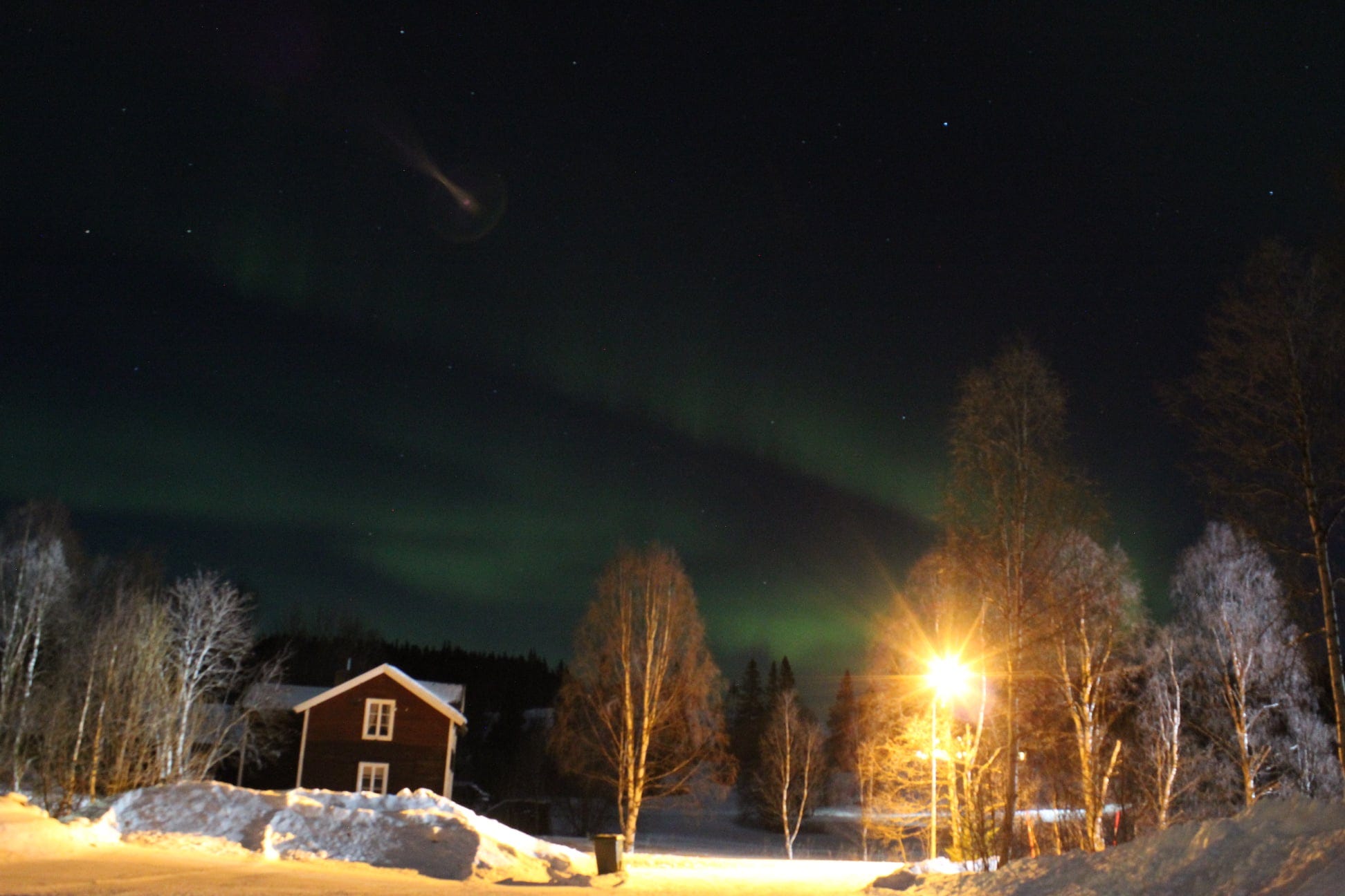 Tormenta solar crea auroras boreales en cielos más al sur - Los Angeles  Times, image size:1944x1296