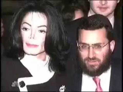 Why Michael Jackson is still today the target of the journalists? MJ has  expressed his personal views on this problem, in a private conversation  with the Rabbi Shmuley Boteach (this discussion was ...