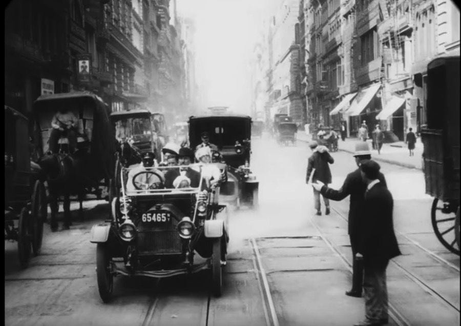 A Look at New York City Before the Cars Totally Took Over