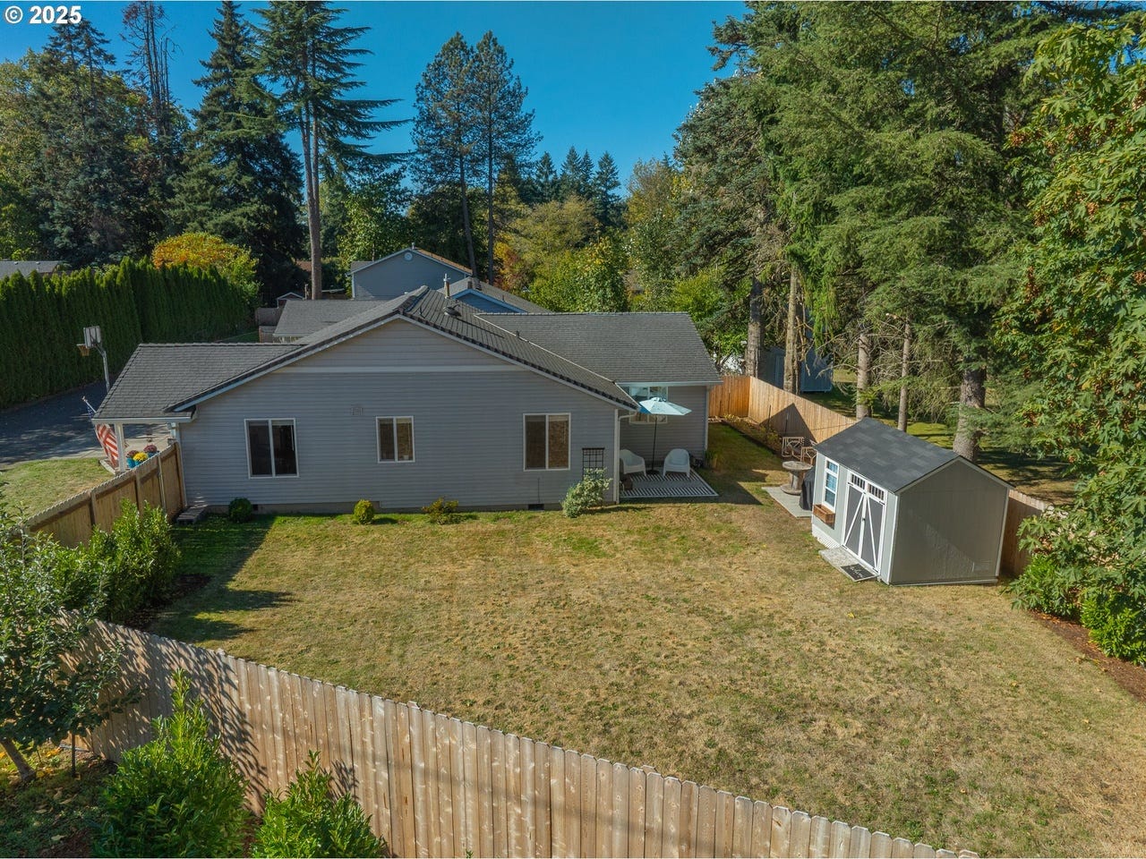 722 NE 4th Way