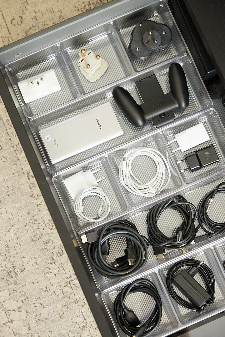 Organized Living: Cord Organizing wth Jen Robin and Tania Lourneco