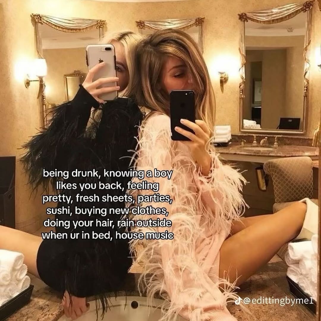 Eating Disorder Content on TikTok Can Be Both Helpful and Hurtful | Teen  Vogue, image size:1080x1080