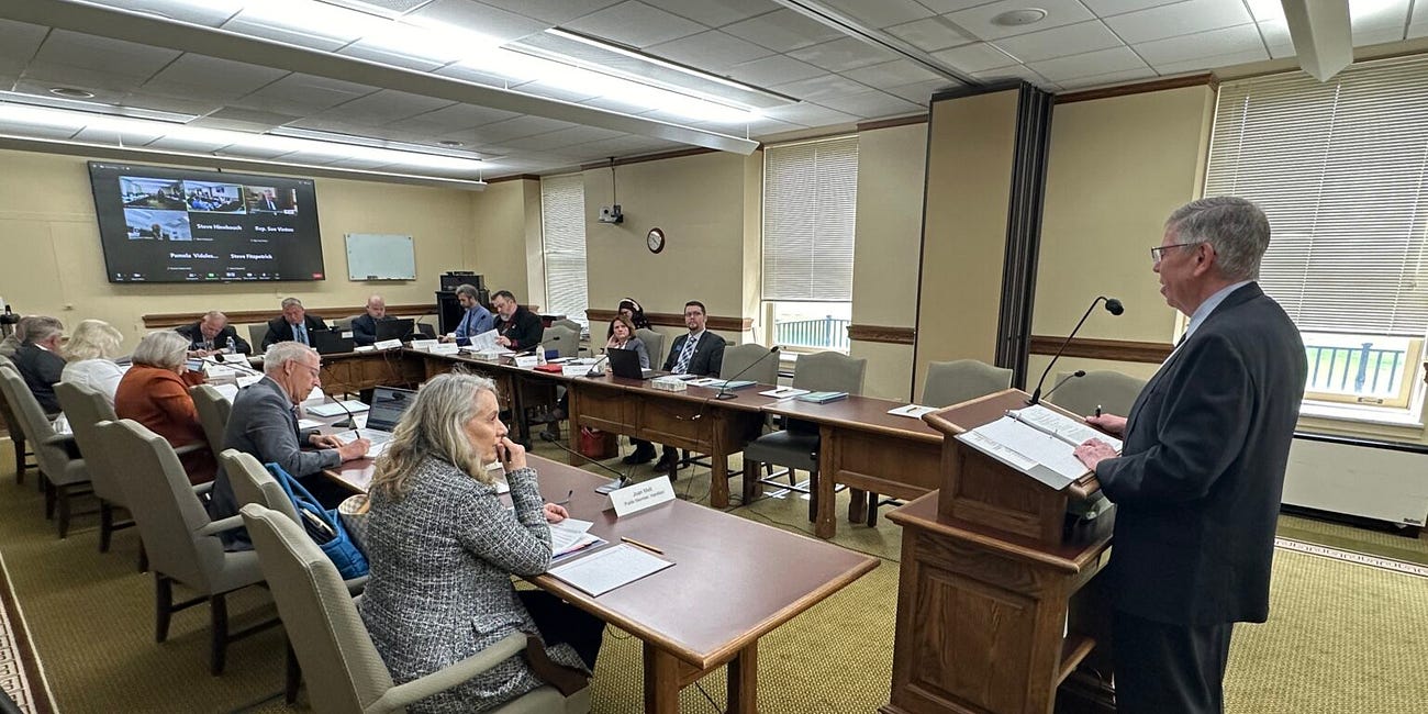 Senate Republicans’ judicial oversight committee gets constitution lessons at first meeting