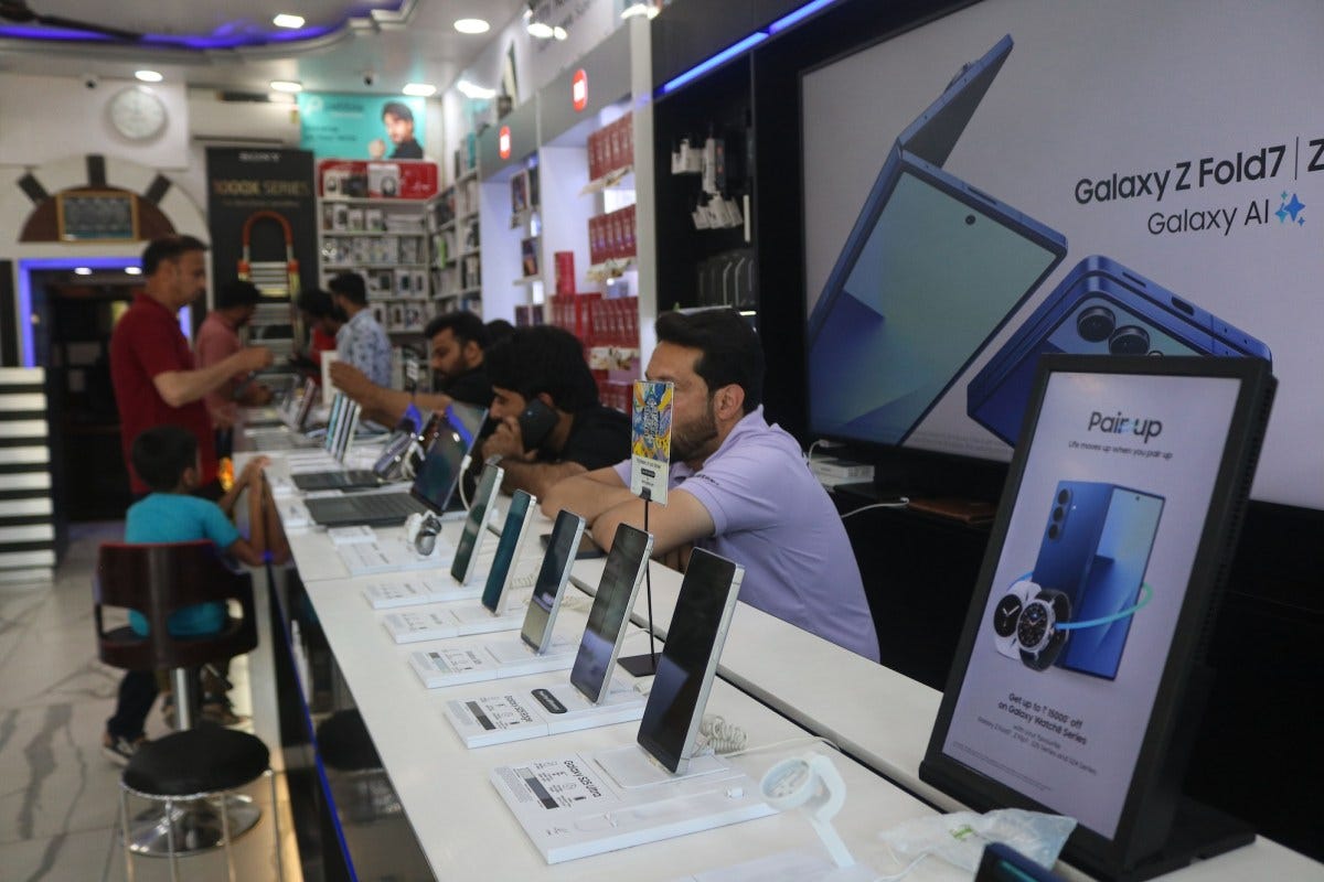 KI frisst den Speicher: Smartphones in Indien bis zu 68 Prozent teurer KI frisst den Speicher: Smartphones in Indien bis zu 68 Prozent teurer