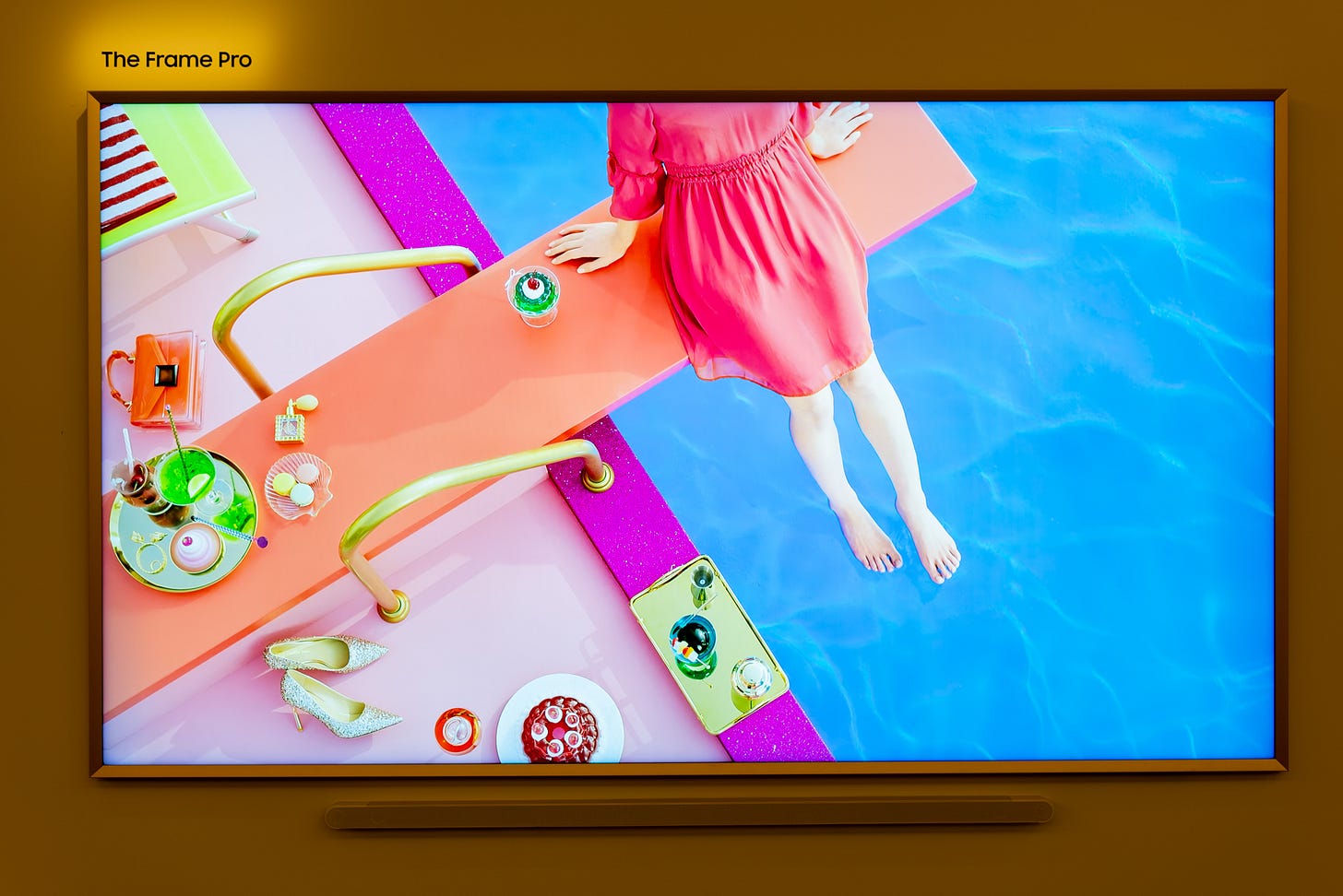 Samsung Frame Pro TV at CES 2025 Samsung Frame Pro TV at CES 2025