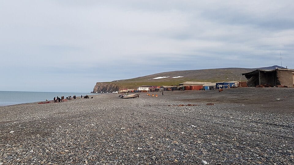 File:Uelen beach.jpg
