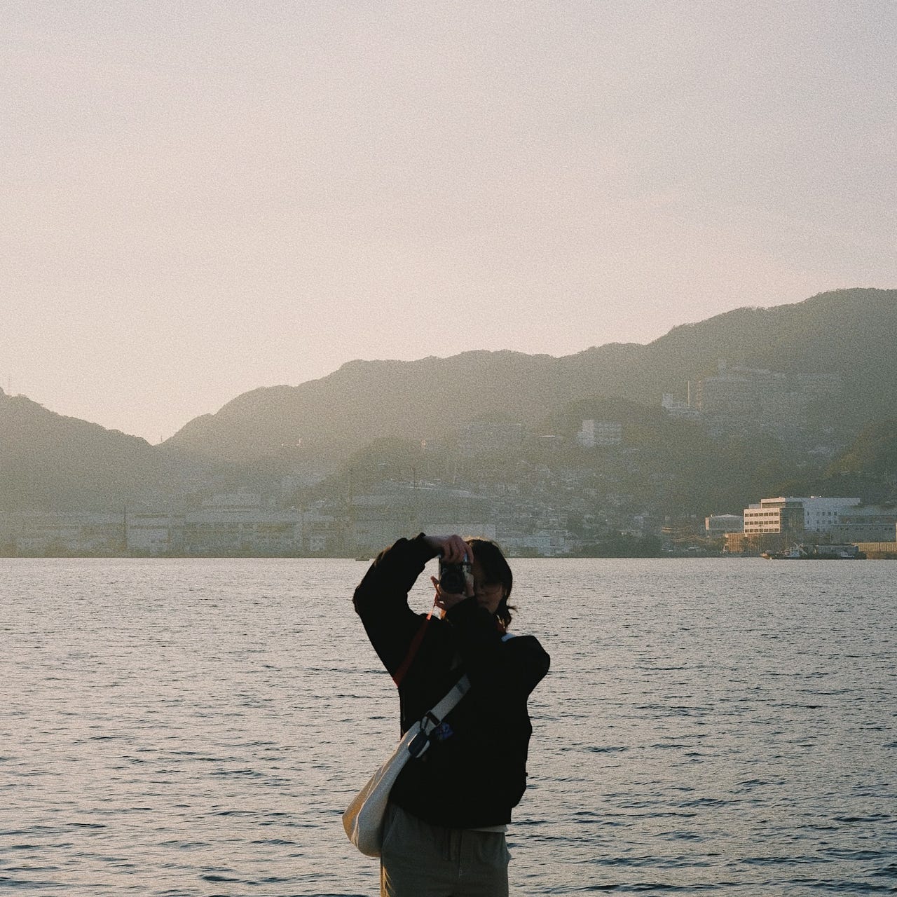 In-Between / Fernweh