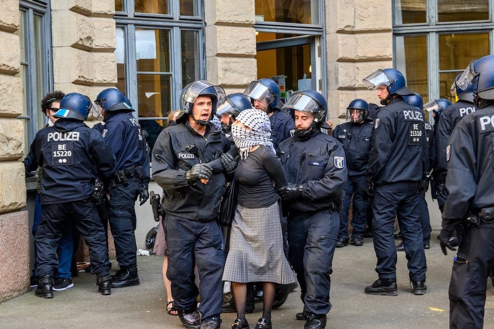 German police assaulted, detained journalist during crackdown on pro- Palestinian activists - IFEX