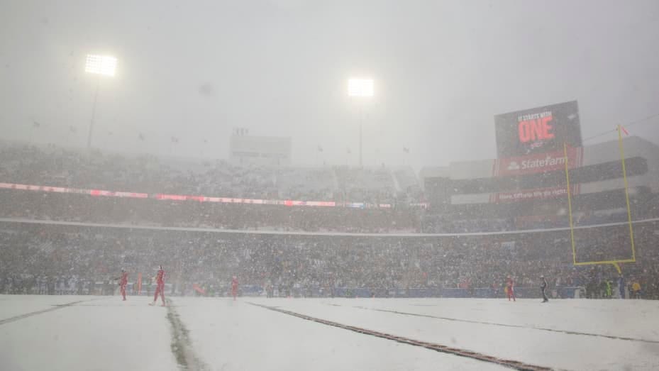 NFL shifts Bills home game vs Browns to Detroit due to storm
