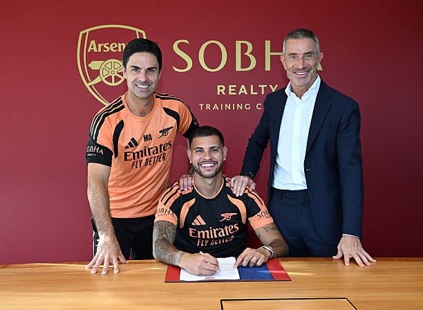 https://media.gettyimages.com/id/2289573595/photo/london-colney-england-bruno-guimaraes-signs-for-arsenal-alongside-manager-mikel-arteta-and.jpg?s=612x612&w=0&k=20&c=SO6hI5NyXdW9kyRfujYXG5VSqIMCg0mjTIZOGP4ueZg= https://media.gettyimages.com/id/2289573595/photo/london-colney-england-bruno-guimaraes-signs-for-arsenal-alongside-manager-mikel-arteta-and.jpg?s=612x612&w=0&k=20&c=SO6hI5NyXdW9kyRfujYXG5VSqIMCg0mjTIZOGP4ueZg=