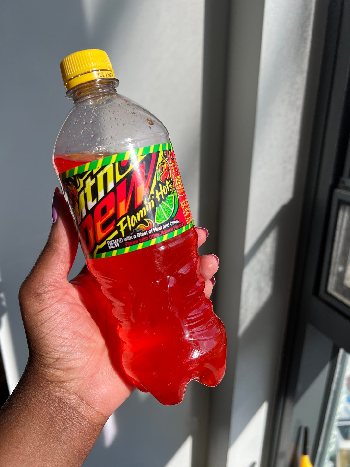 MOUNTAIN DEW FLAMING HOT