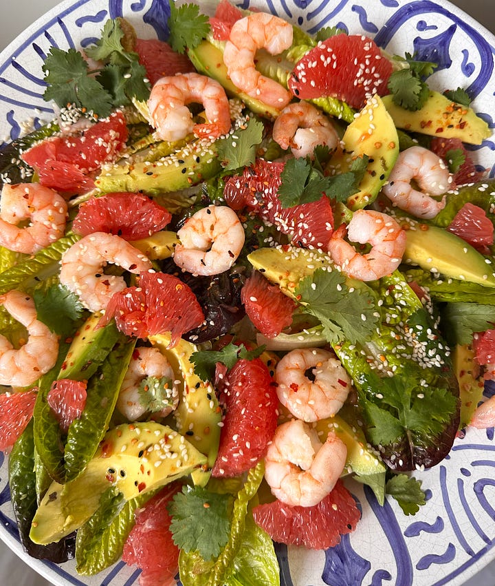 prawn and grapefruit salad ingredients and platefull