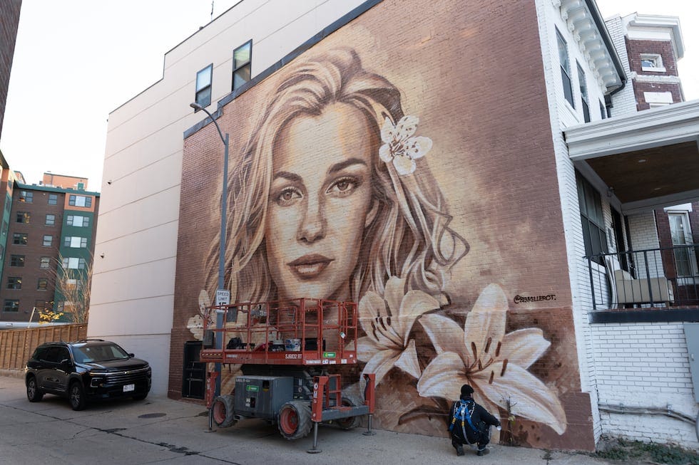 Tribute murals for Charlotte light rail stabbing victim Iryna Zarutska ... Tribute murals for Charlotte light rail stabbing victim Iryna Zarutska ...