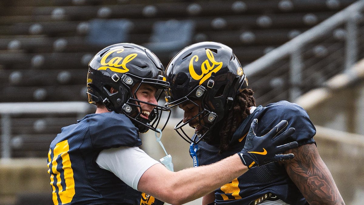 Spring Football Backgrounds Spring Football Sights and Sounds: The Spring Game Prelude