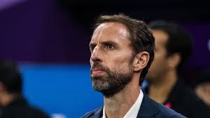 England boss Gareth Southgate backed by ...