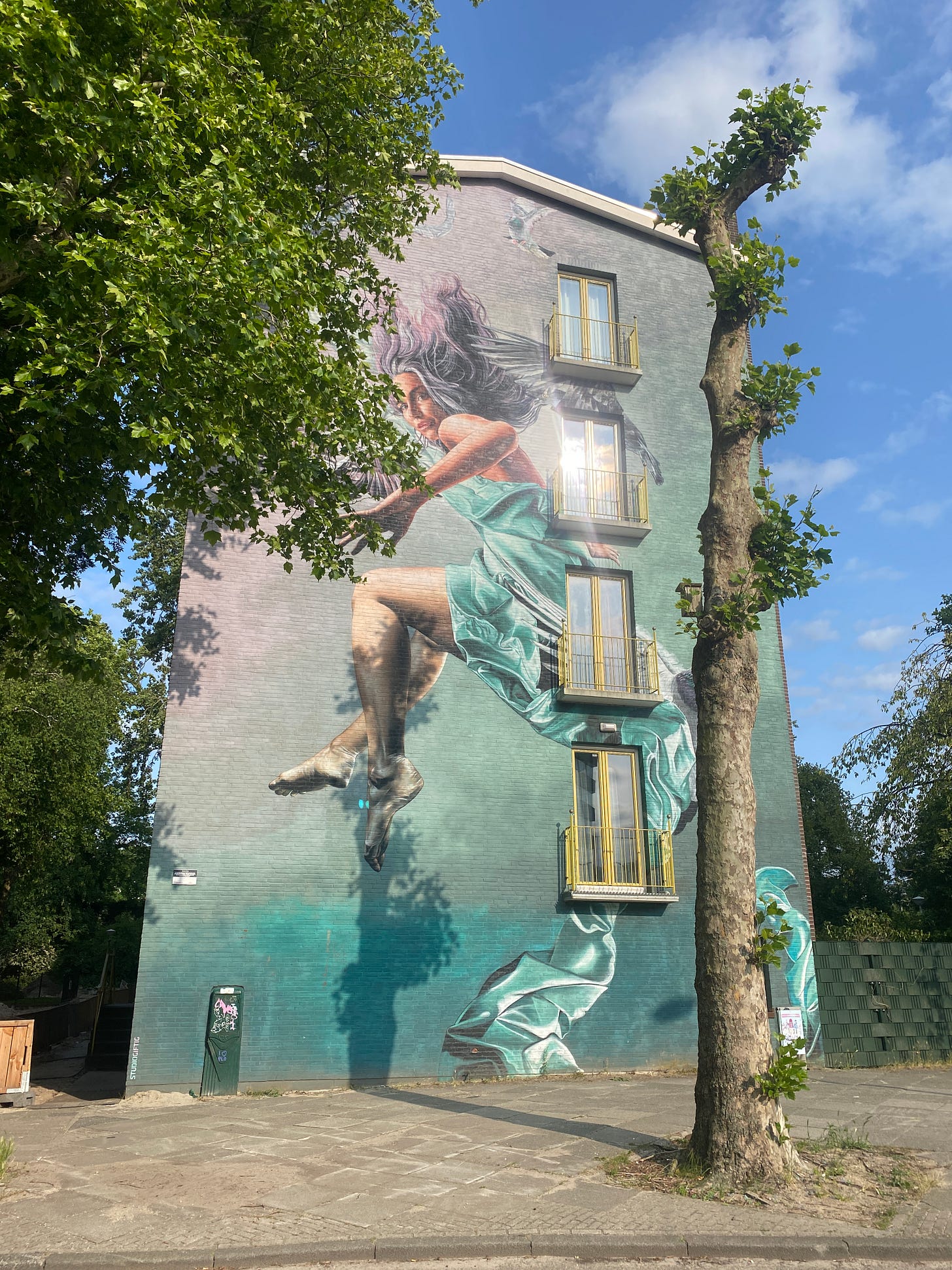street art on the side of a building