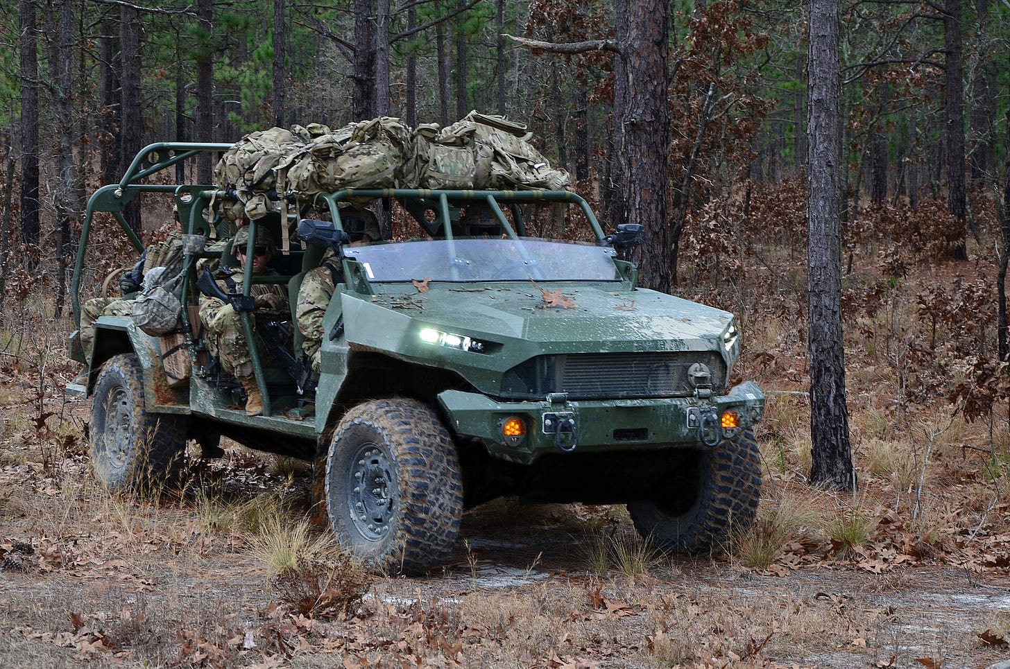 M1301 Infantry Squad Vehicle (ISV) 9 passenger Chevy Colorado ZR2 ...